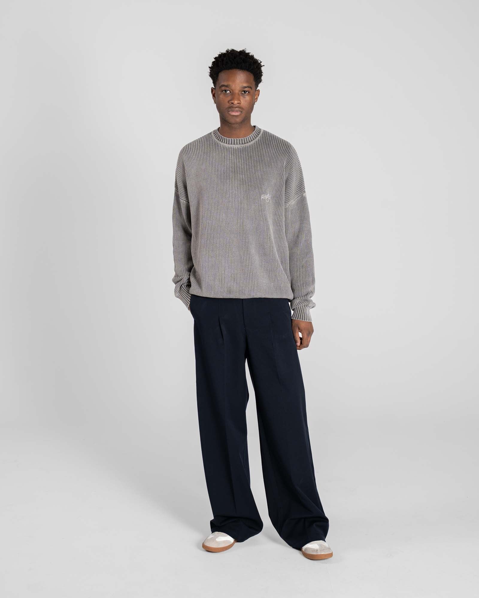 Gewaschener Strickgrau